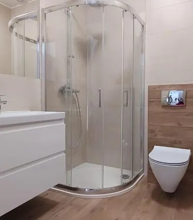 Eliasz شقة أوسترونيه مورسكية